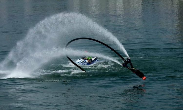 激情冲击持续不减，对决激烈！的简单介绍