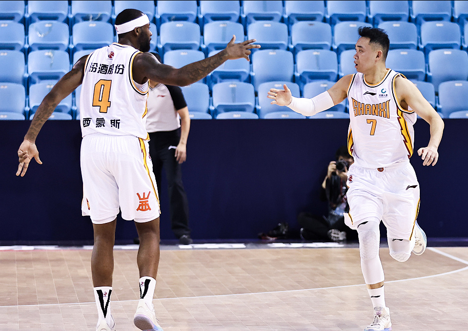 黑马崛起,新兴力量崭露头角引人瞩目的简单介绍 黑马崛起,新兴力量崭露头角引人瞩目的简单介绍