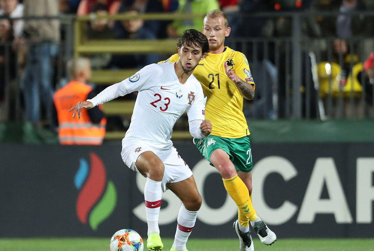 爱游戏链接-包含马赛球员士气高涨,力争保留联赛头名的词条