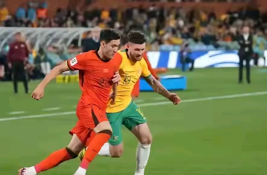 爱游戏投注-塞维利亚中场连续交出好球,组织进攻有方