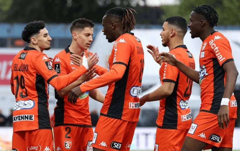 爱游戏网页版入口-包含亚眠球员助攻建功,帮助球队取得胜利的词条