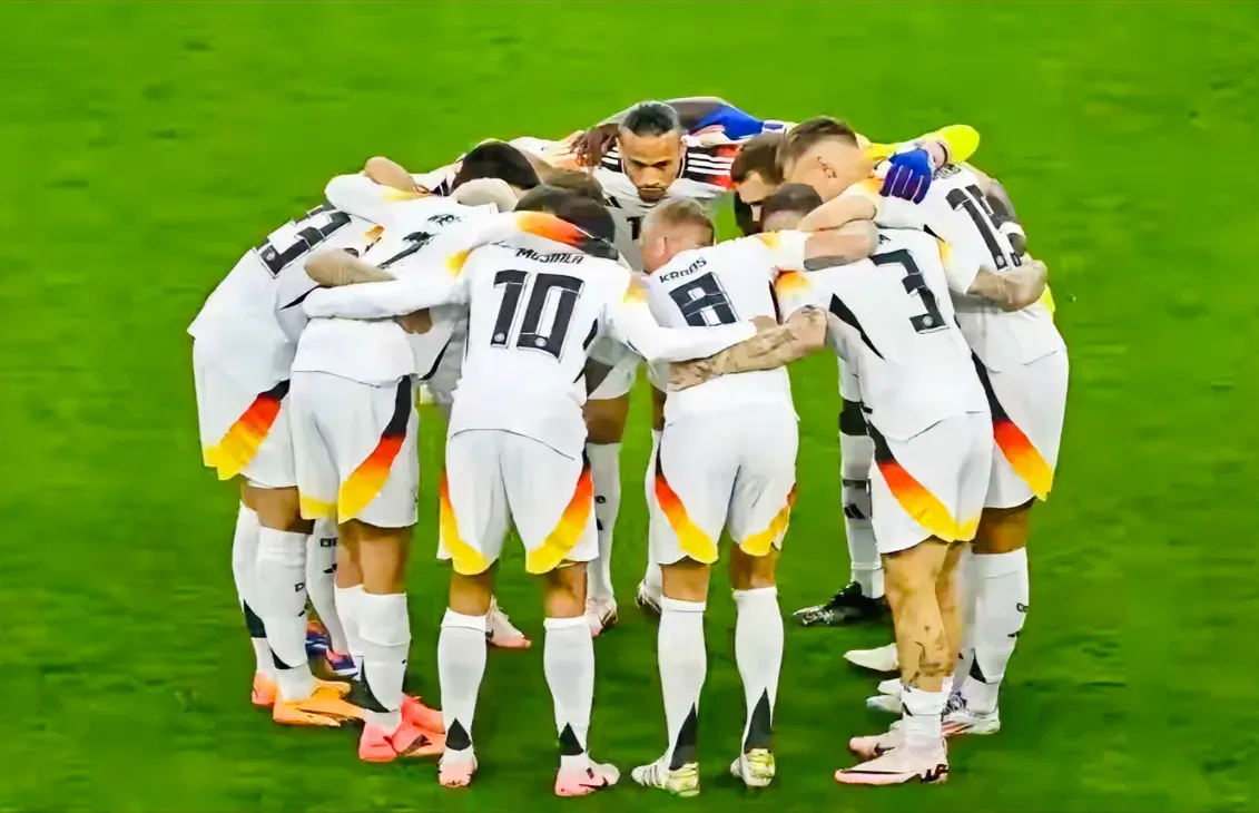 包含欧洲球队备战决赛阶段,士气高昂迎接新挑战的词条 包含欧洲球队备战决赛阶段,士气高昂迎接新挑战的词条