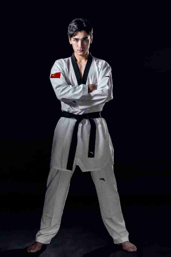 跆拳道比赛中中国选手飒爽英姿 跆拳道比赛中中国选手飒爽英姿