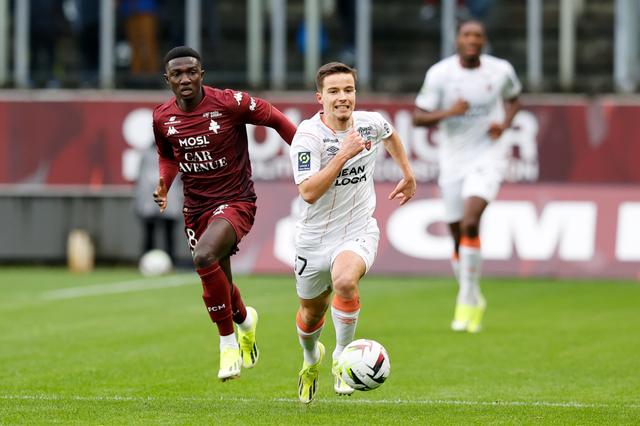 爱游戏地址-梅斯队在场上展现出不俗实力,取得胜利的简单介绍