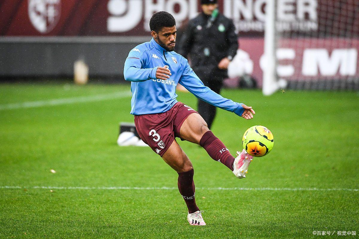 梅斯队在场上展现出不俗实力,取得胜利的简单介绍 梅斯队在场上展现出不俗实力,取得胜利的简单介绍