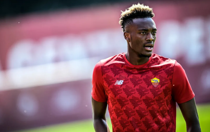 爱游戏竞技-罗马再度喜迎胜利,保持不败战绩的简单介绍