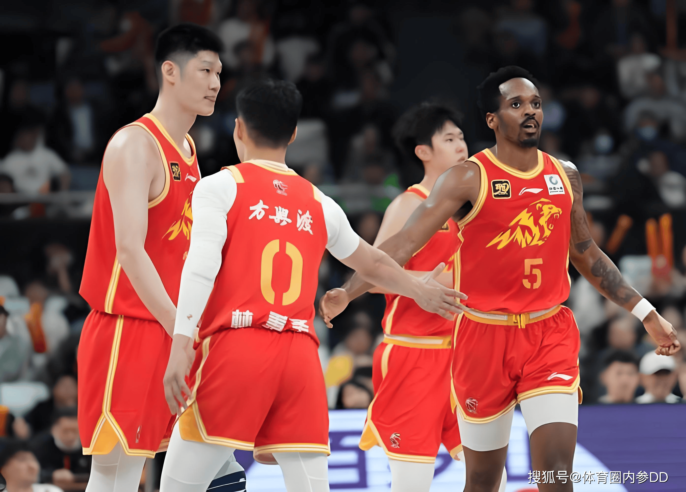 爱游戏直播-福建男篮力克辽宁队,结束连败