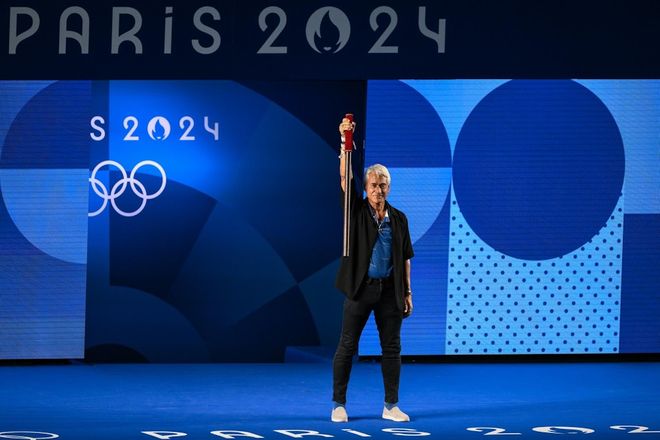 美国跳水队大放异彩,一举夺得冠军! 美国跳水队大放异彩,一举夺得冠军!