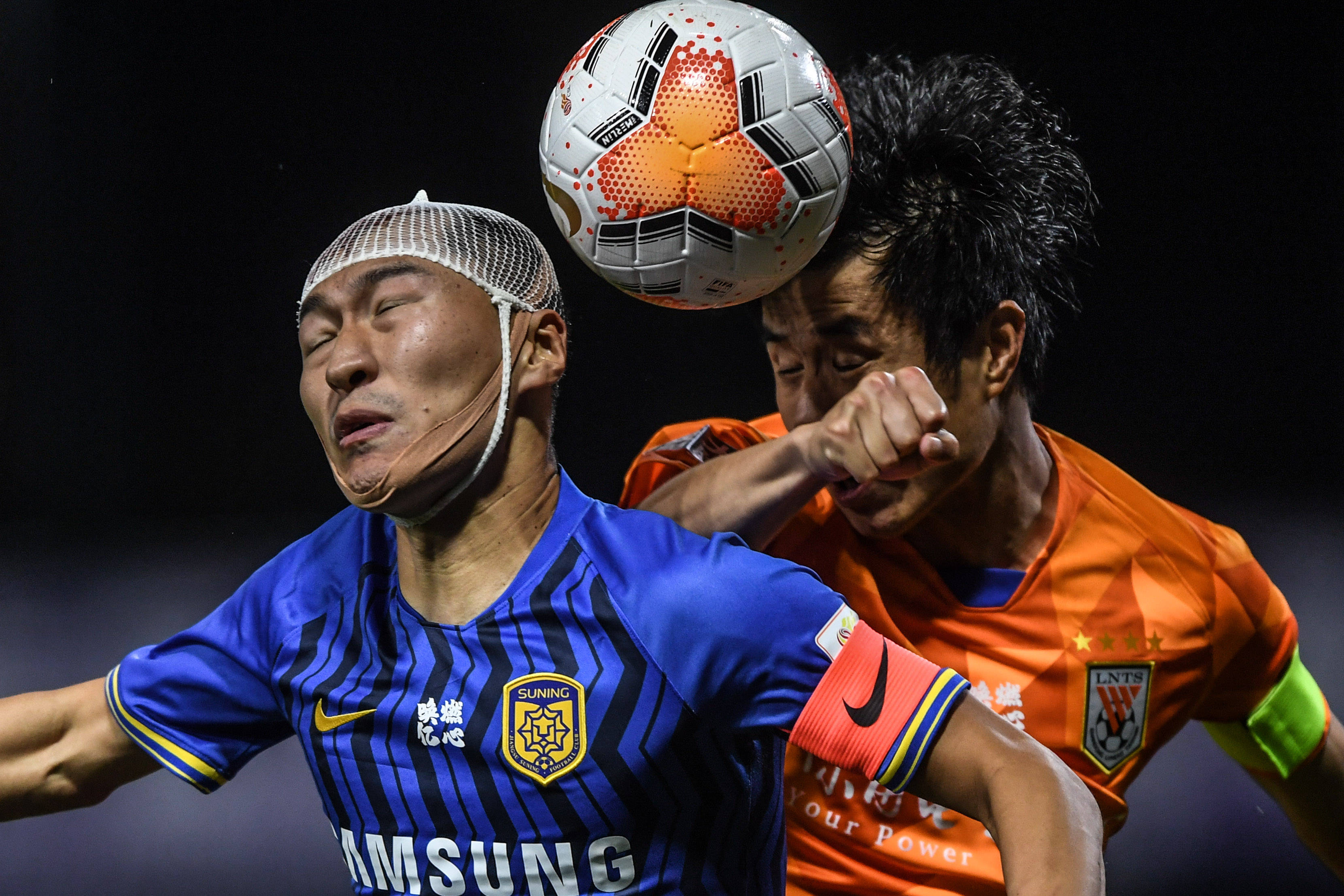 包含山东鲁能胜江苏同曦,保持领先的词条 包含山东鲁能胜江苏同曦,保持领先的词条