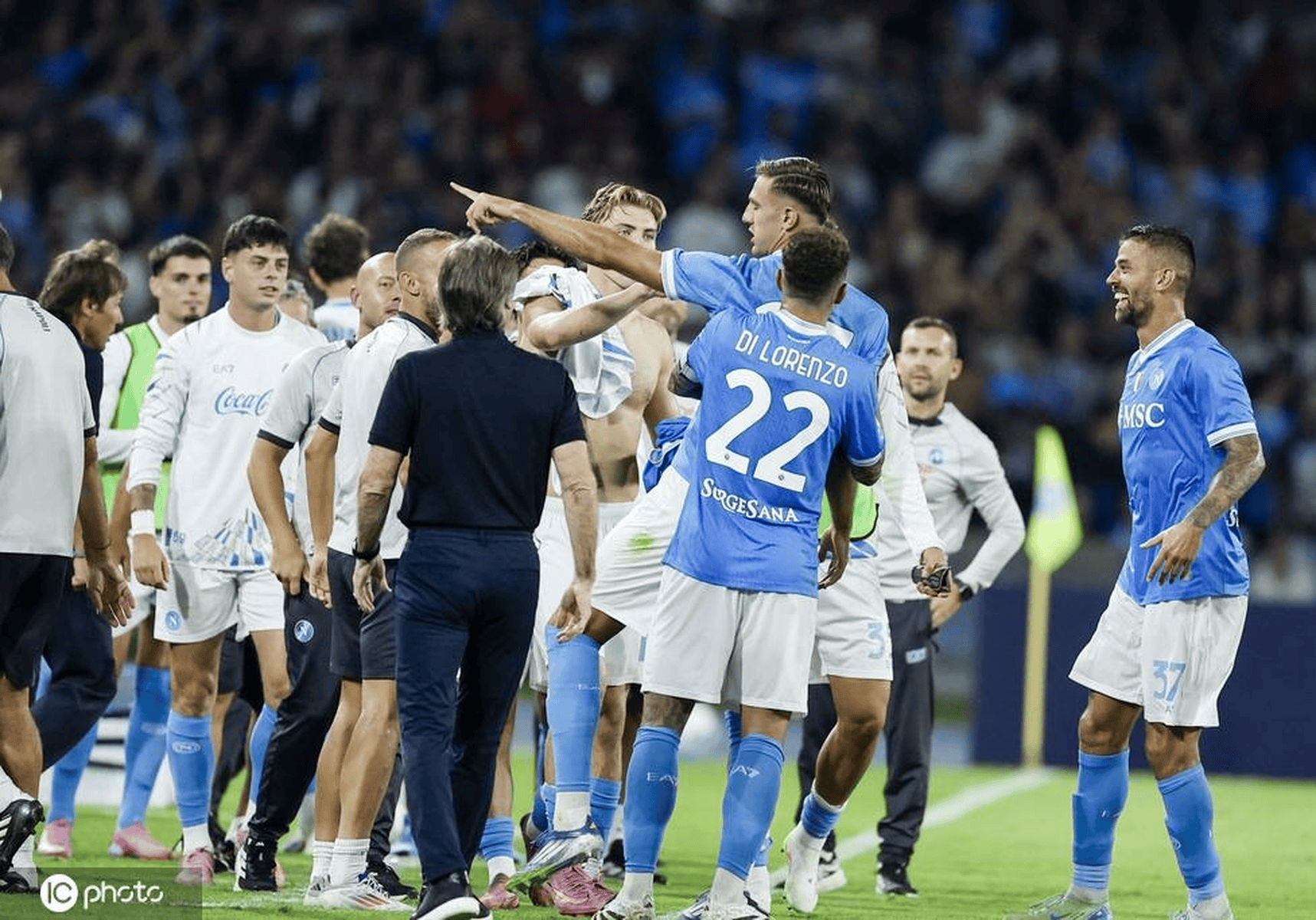 爱游戏网页版登录入口-那不勒斯主场大胜，继续向意甲争冠头名冲刺的简单介绍