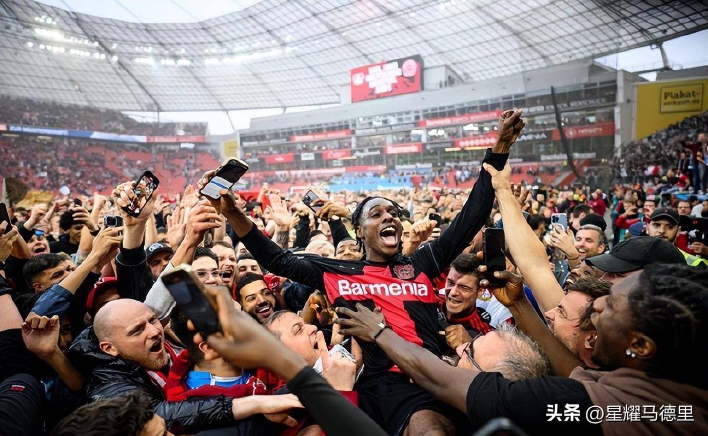 爱游戏注册-勒沃库森主场比赛受阻，球迷对裁判不满的简单介绍