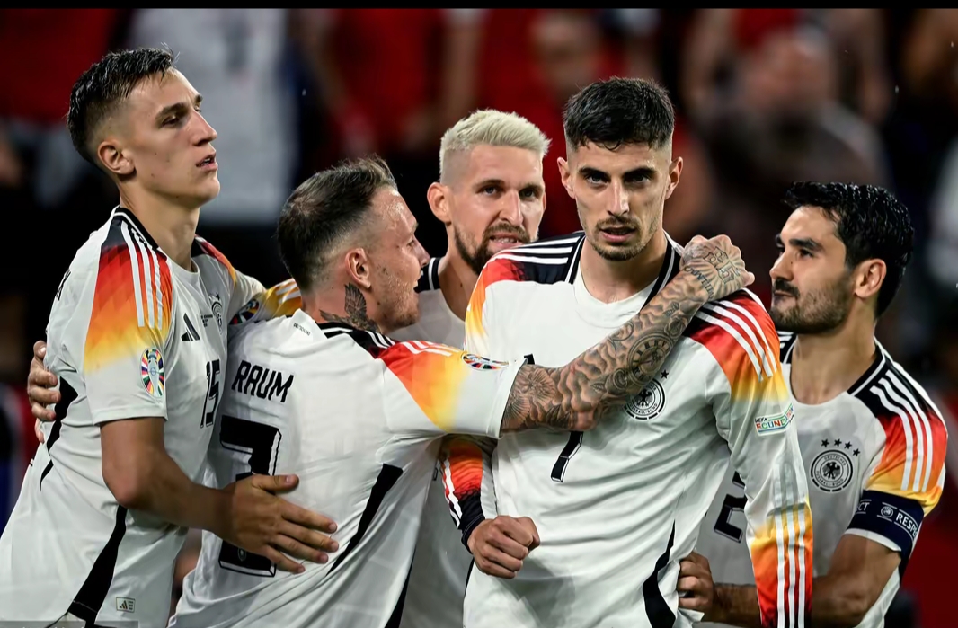 关于德国队在国际足球赛事中再次崭露头角的信息